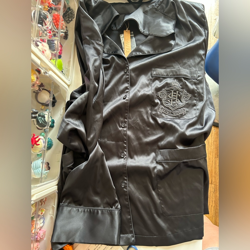 Skims pajama top